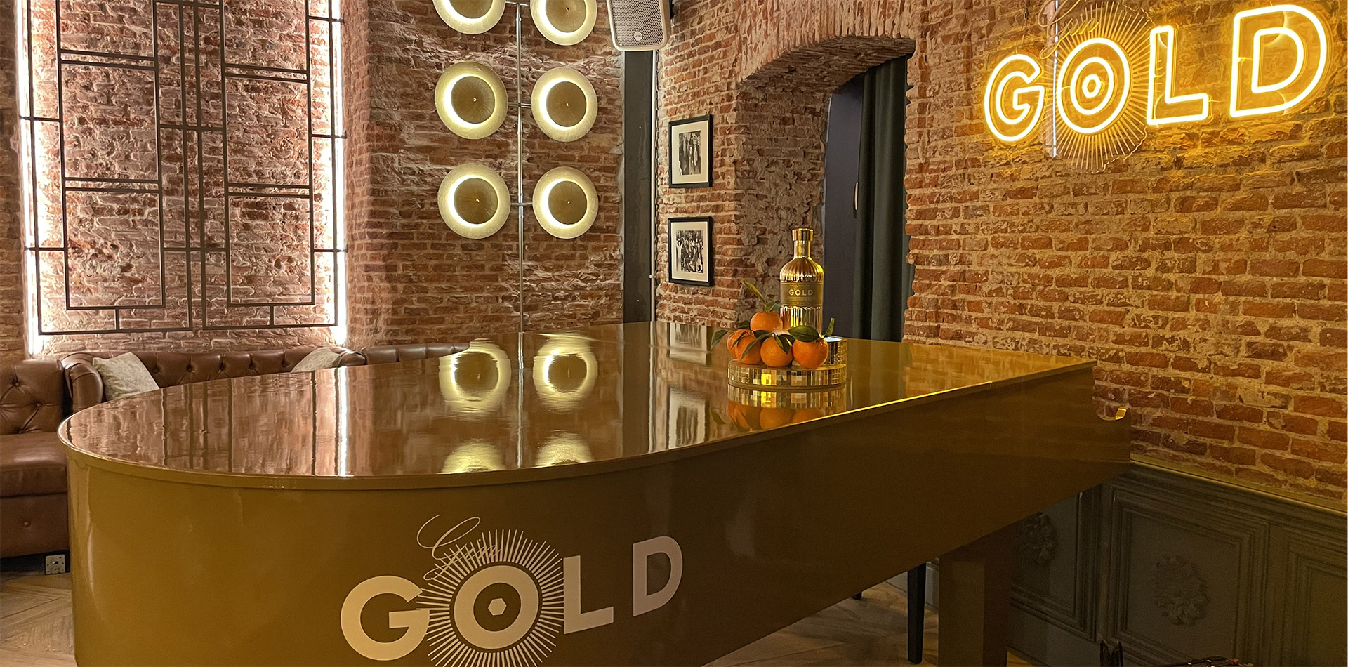 GOLD- The Gold Room